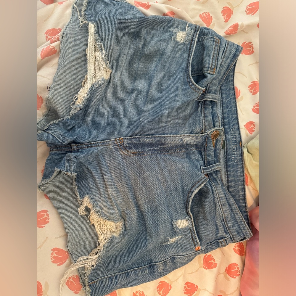 Jean shorts with ripped detail and lace